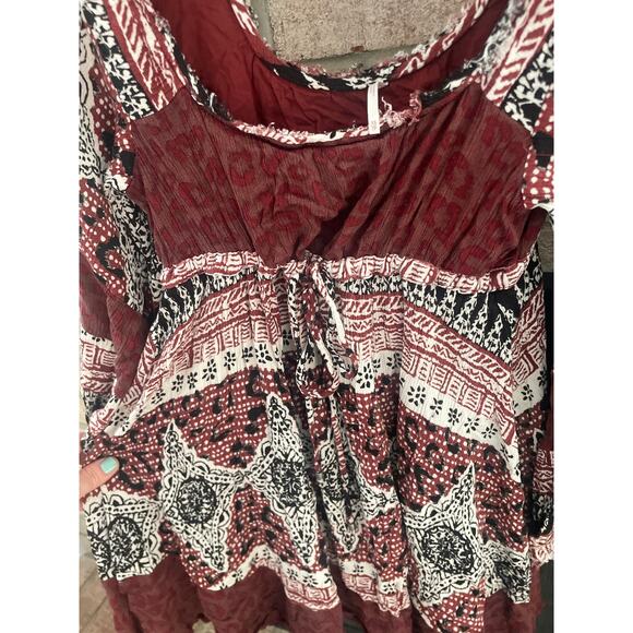 Free People Heart of Gold Boho Bell Sleeve Mini Dress XS Burgundy Tunic Top - Picture 6 of 10